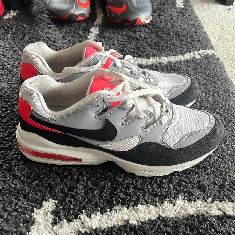Nike air max shoes